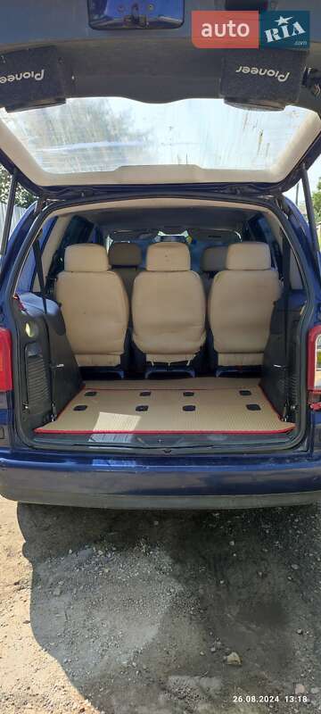 Мінівен Volkswagen Sharan 2000 в Києві