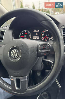 Минивэн Volkswagen Sharan 2011 в Черновцах