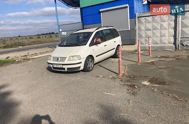 Минивэн Volkswagen Sharan 2002 в Одессе