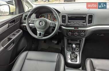 Минивэн Volkswagen Sharan 2013 в Ровно