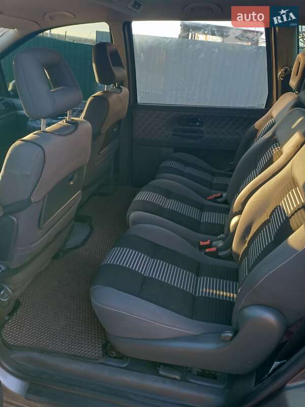 Минивэн Volkswagen Sharan 2008 в Березнеговатом