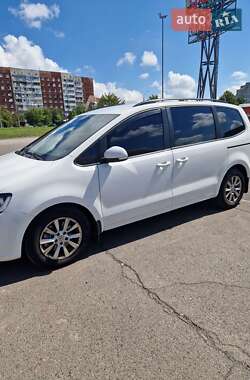 Мінівен Volkswagen Sharan 2011 в Львові