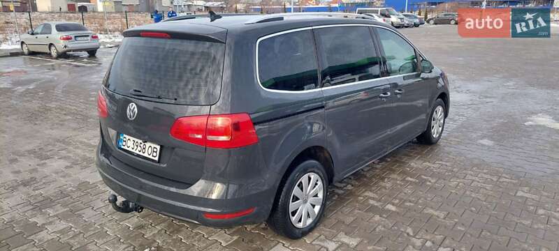 Минивэн Volkswagen Sharan 2012 в Стрые