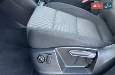 Мінівен Volkswagen Sharan 2014 в Сарнах