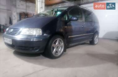 Минивэн Volkswagen Sharan 2004 в 