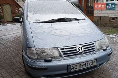 Минивэн Volkswagen Sharan 1999 в Ратным