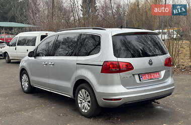 Мінівен Volkswagen Sharan 2014 в Звягелі