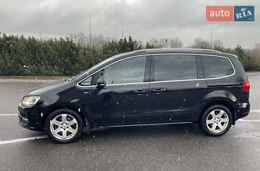 Минивэн Volkswagen Sharan 2013 в Киеве