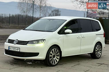 Мінівен Volkswagen Sharan 2011 в Хусті