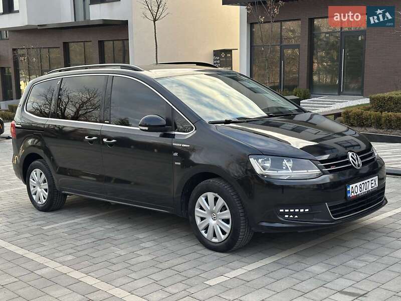 Минивэн Volkswagen Sharan 2011 в Тячеве