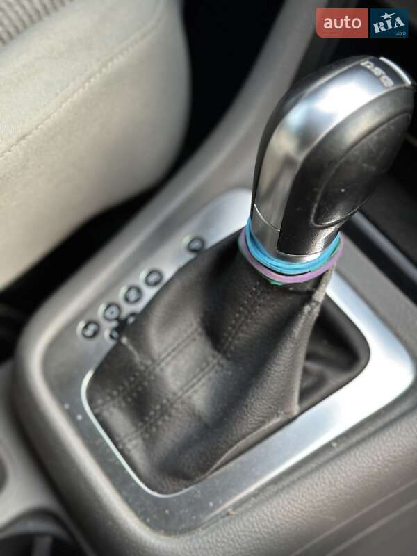 Минивэн Volkswagen Sharan 2011 в Тячеве