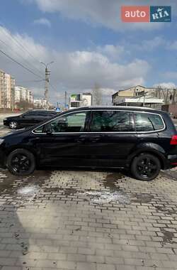 Минивэн Volkswagen Sharan 2013 в Ивано-Франковске