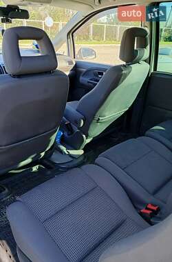 Минивэн Volkswagen Sharan 2007 в 