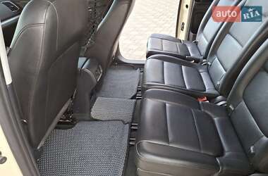 Мінівен Volkswagen Sharan 2014 в 