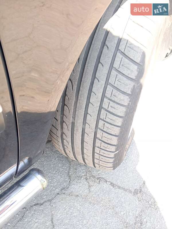 Минивэн Volkswagen Sharan 2005 в Житомире