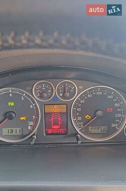Минивэн Volkswagen Sharan 2005 в 