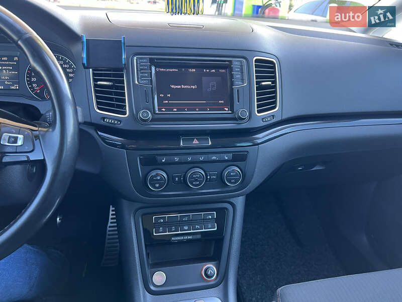 Минивэн Volkswagen Sharan 2018 в Запорожье