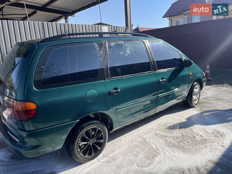 Мінівен Volkswagen Sharan 1998 в Володимирі