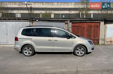 Мінівен Volkswagen Sharan 2013 в Києві