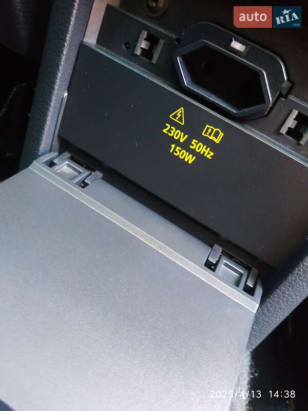 Мінівен Volkswagen Sharan 2017 в Києві