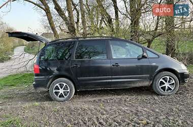 Минивэн Volkswagen Sharan 2003 в 