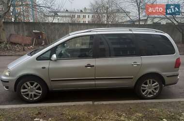 Минивэн Volkswagen Sharan 2008 в Житомире