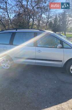 Минивэн Volkswagen Sharan 2003 в Чугуеве