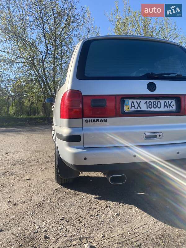 Минивэн Volkswagen Sharan 2003 в Чугуеве