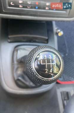 Минивэн Volkswagen Sharan 2003 в 