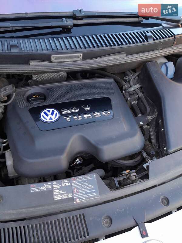 Минивэн Volkswagen Sharan 2003 в Чугуеве