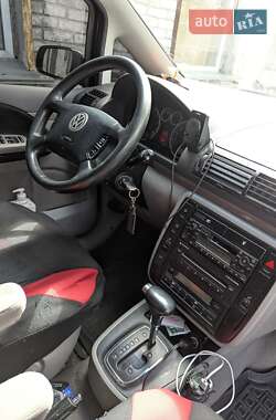 Минивэн Volkswagen Sharan 2002 в 