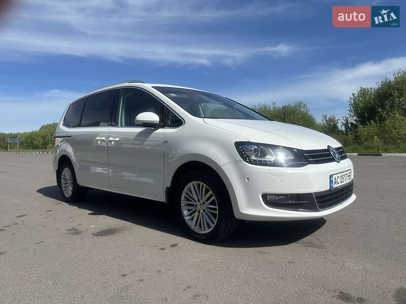 Мінівен Volkswagen Sharan 2015 в Ковелі