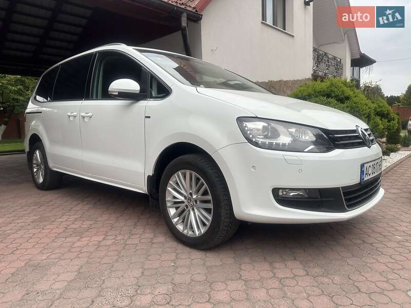 Мінівен Volkswagen Sharan 2015 в Ковелі