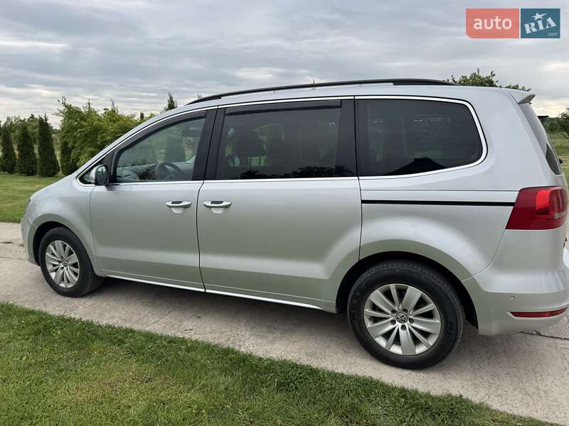 Мінівен Volkswagen Sharan 2011 в Береговому