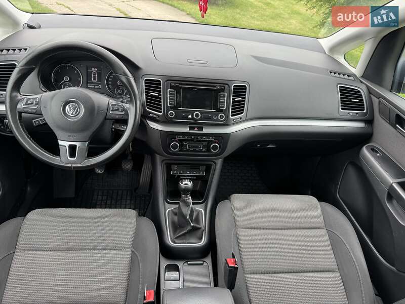 Мінівен Volkswagen Sharan 2011 в Береговому