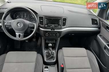 Мінівен Volkswagen Sharan 2011 в 