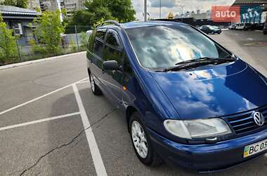 Мінівен Volkswagen Sharan 2000 в 