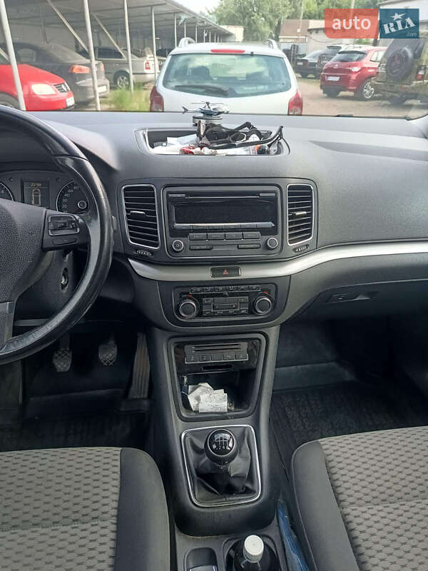 Мінівен Volkswagen Sharan 2011 в Шостці