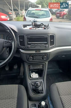Минивэн Volkswagen Sharan 2011 в 