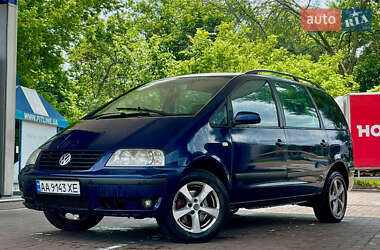 Минивэн Volkswagen Sharan 2000 в Киеве