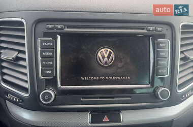 Минивэн Volkswagen Sharan 2012 в 