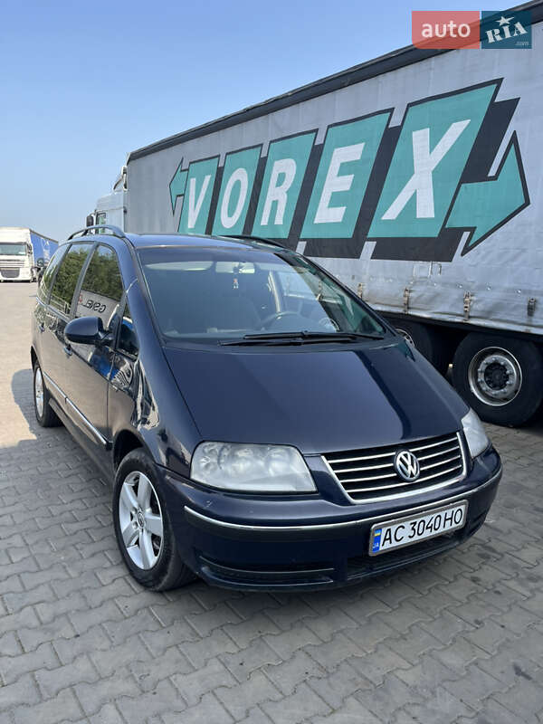 Мінівен Volkswagen Sharan 2005 в Луцьку