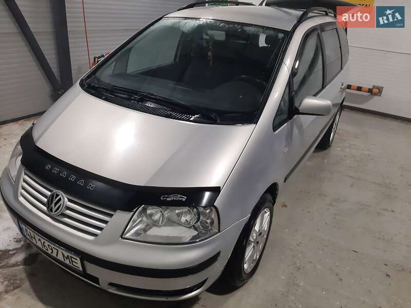 Минивэн Volkswagen Sharan 2003 в Ивано-Франковске