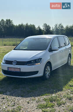 Минивэн Volkswagen Sharan 2013 в Луцке
