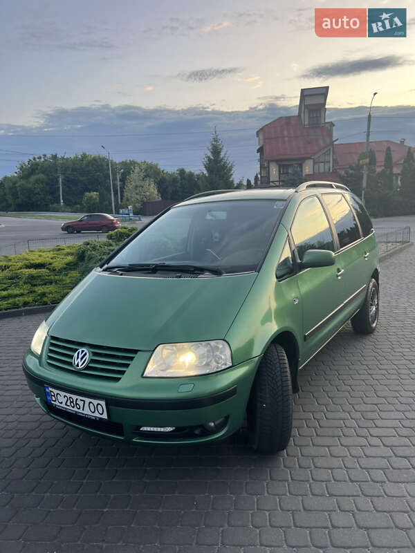 Минивэн Volkswagen Sharan 2003 в Хмельницком