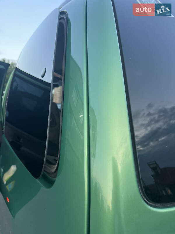 Минивэн Volkswagen Sharan 2003 в Хмельницком