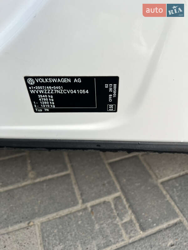 Минивэн Volkswagen Sharan 2012 в Черновцах