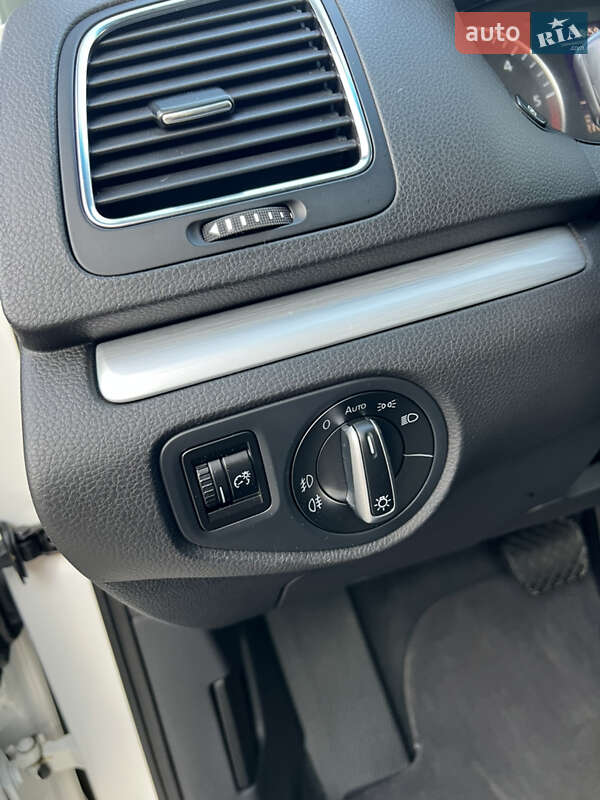 Минивэн Volkswagen Sharan 2012 в Черновцах