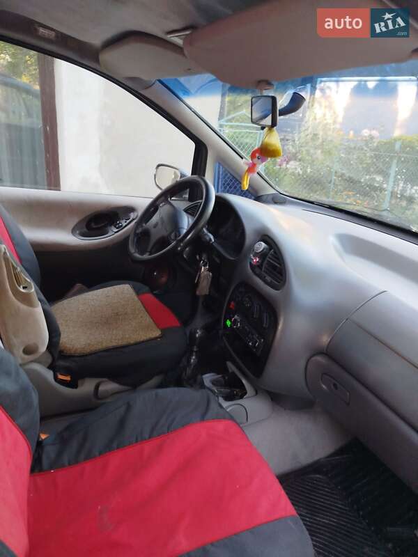 Минивэн Volkswagen Sharan 1996 в Жовкве фото 10 Минивэн Volkswagen Sharan 1996 в Жовкве