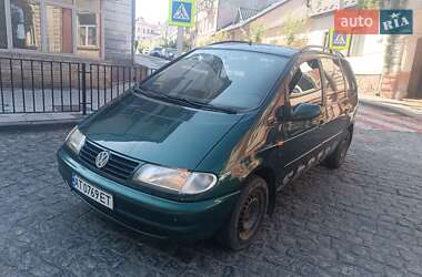 Минивэн Volkswagen Sharan 1996 в Черновцах